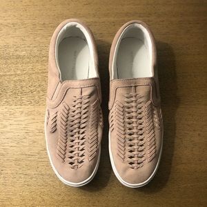 Marc Fisher Dexie Blush Weave Slip On Shoe Sneaker